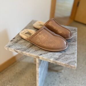Ugg Rosegold Slippers
